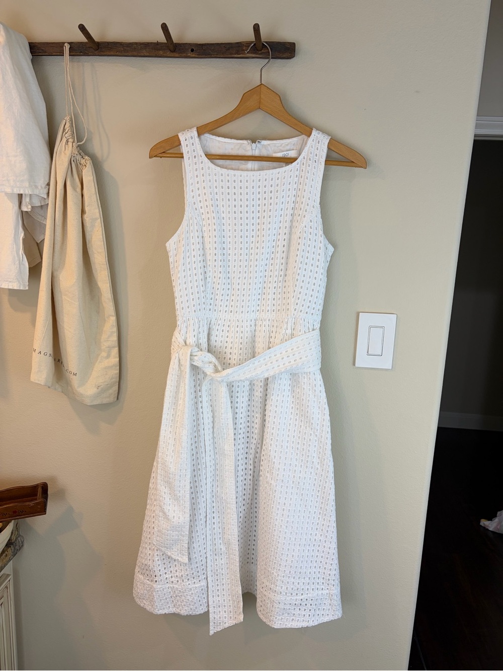 1901 Eyelet Midi Dress White Sleeveless Cotton Size 4